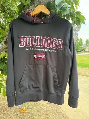 Colosseum Maroon and Black Pullover Jacket